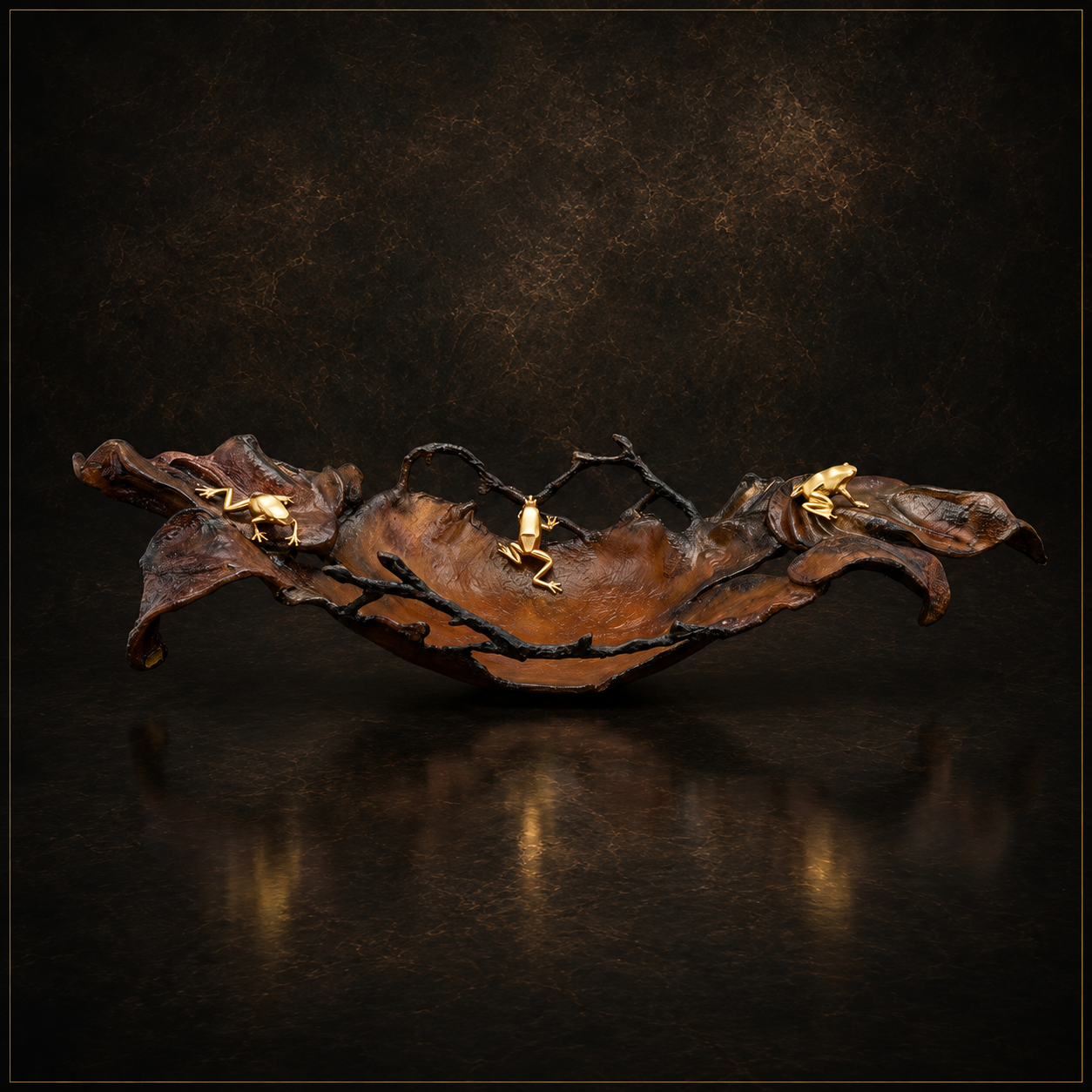 Frog Resin Centerpiece – Sculptural Plate
